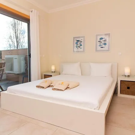 White House 80 By Ici Willa Albufeira