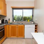 White House 80 By Ici * Albufeira