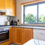 White House 80 By Ici Villa