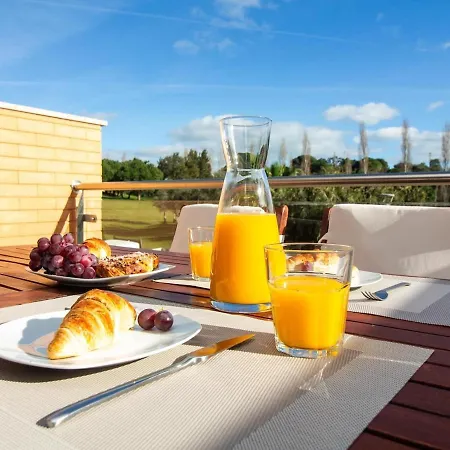 White House 80 By Ici * Albufeira