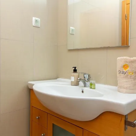 White House 80 By Ici Villa