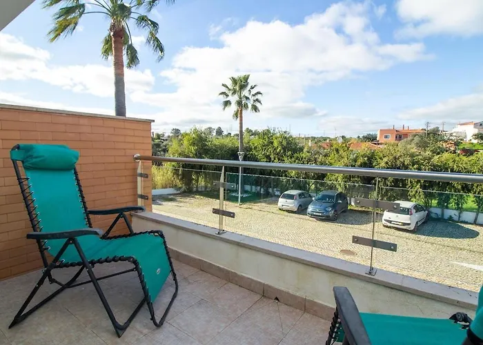 White House 80 By Ici * Albufeira